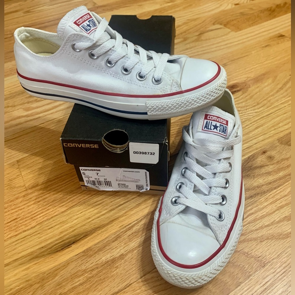 Chuck Taylor All Star Classic Low Top Converse